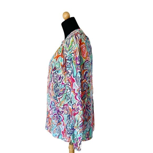 Lilly Pulitzer Women's XS Elsa Silk Smocked Top in What A Catfish Multi - Picture 6 of 12